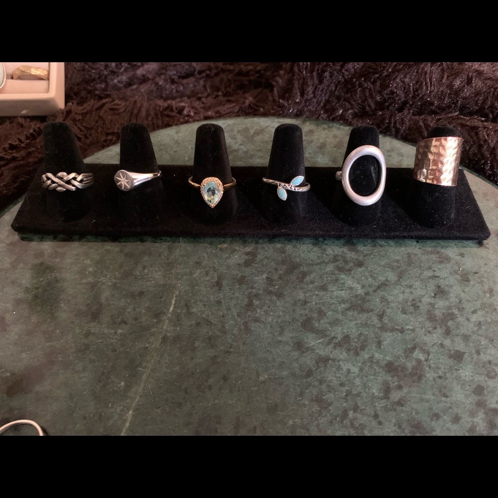 Jewelry - Picture 10 of 12